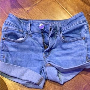 light wash american eagle jean shorts